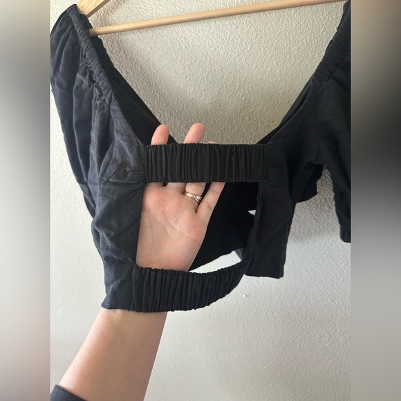 Anthropologie Linen Blend V Neck Cutout Crop Top Black Open Back Size XS - Picture 10 of 10